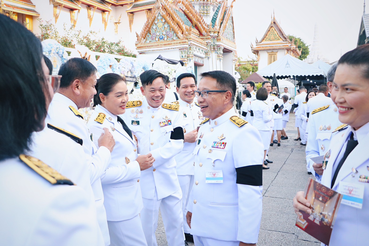 title - ส.ป.ก. ร่วมพิธีวางพวงมาลาถวายราชสักการะ ในพระพิธีธรรมสวดพระอภิธรรมพระบรมศพ สมเด็จพระนางเจ้าสิริกิติ์ พระบรมราชินีนาถ พระบรมราชชนนีพันปีหลวง ณ พระที่นั่งดุสิตมหาปราสาท